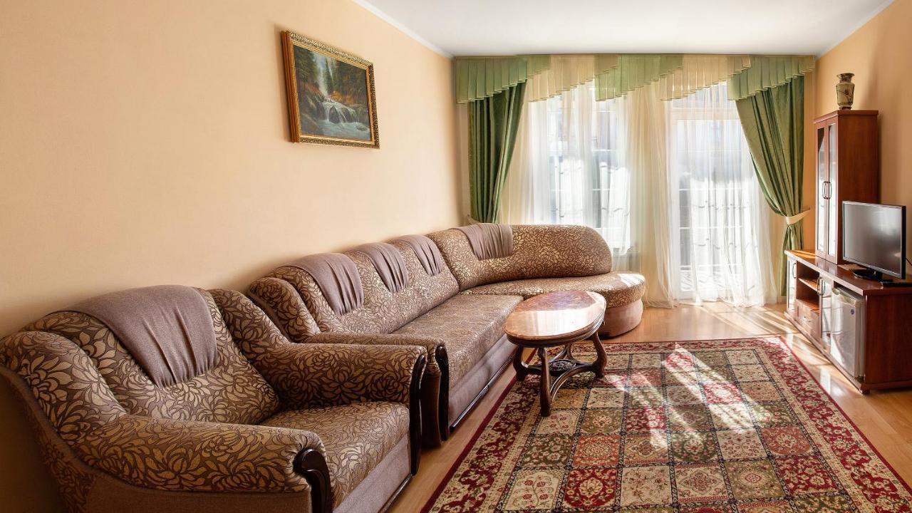 Villa Marta Truskavets Buitenkant foto